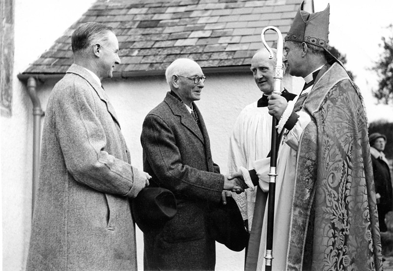 The Bishop of Bath and Wells Right Reverend Henderson, Alban Caröe and Reverend Puddy.